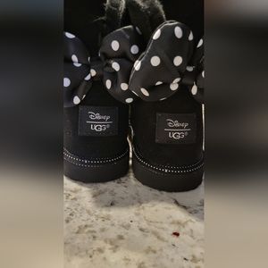 UGG Disney Minnie Mouse Sweetie Bow Shearling Boots